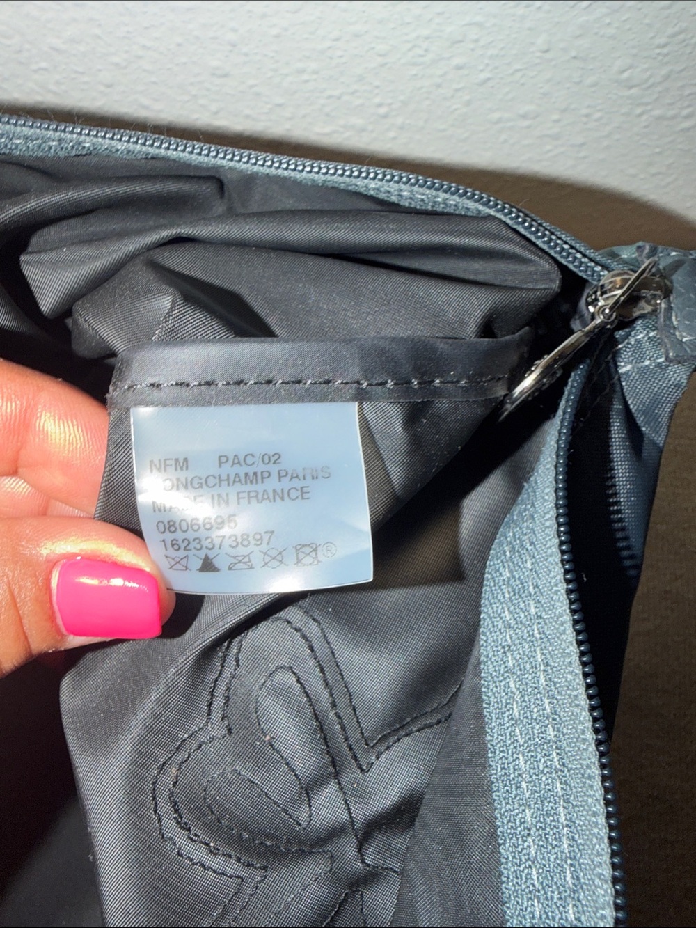 Longchamp Blue Embroidered Patches Nylon and Leather Le Pliage Tote - Picture 10 of 14